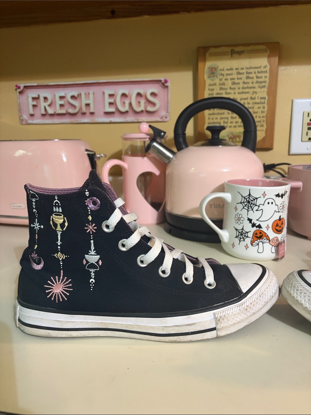 Converse Black and Mauve High-Top Sneakers Embroidered - Picture 5 of 9